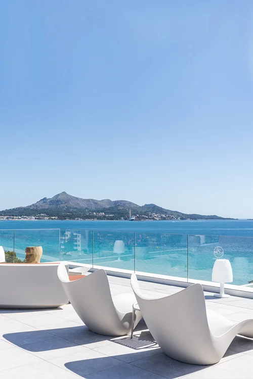 General view of the sky bar at hotel Condesa General view of the sky bar at hotel Condesa